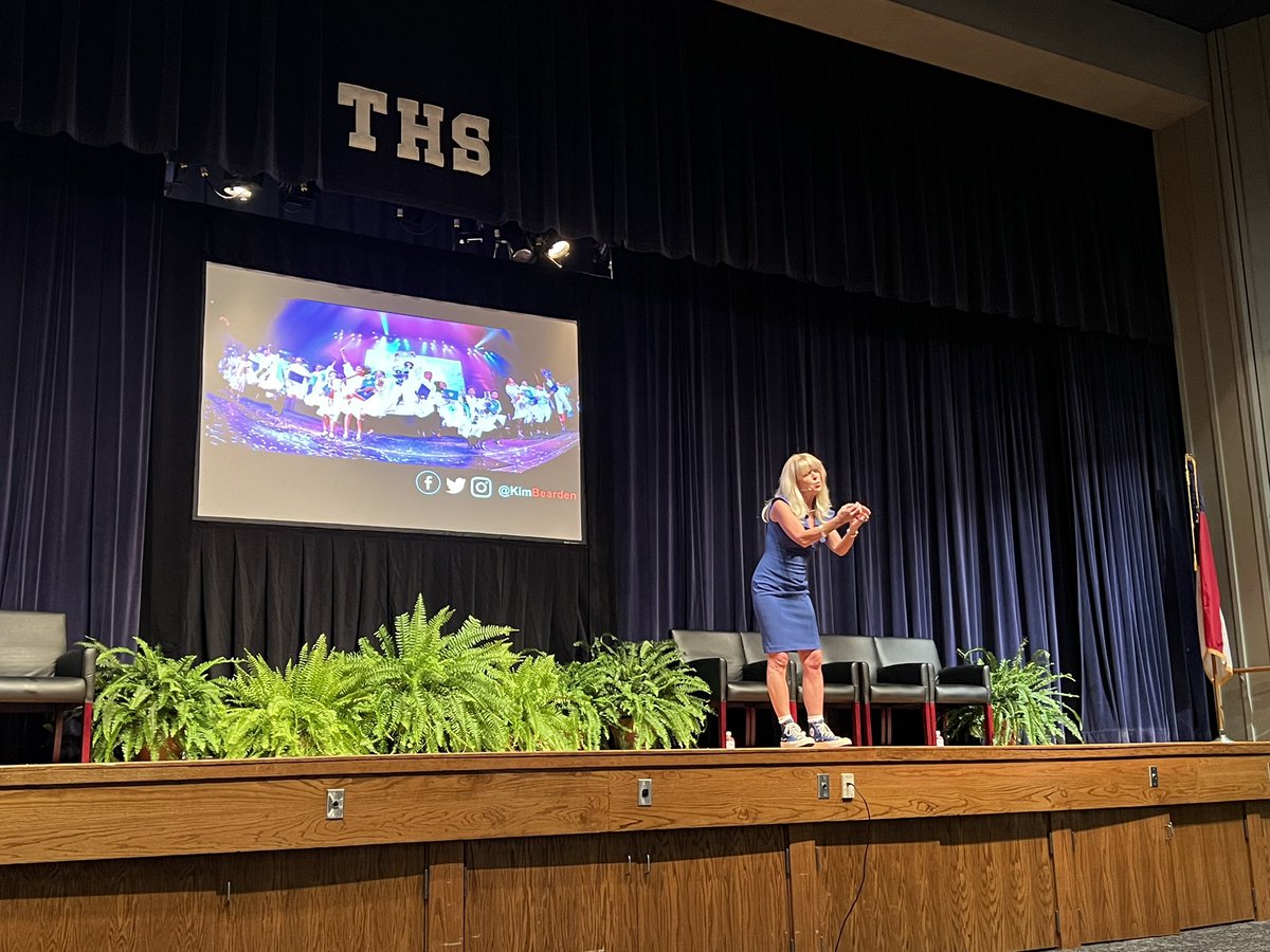 aaronflemingnc's tweet image. Thank you @kimbearden for a powerful and moving message this morning. @HarnettCoSchool is appreciative you came to visit us. #WeAreHarnett #Convocation2022