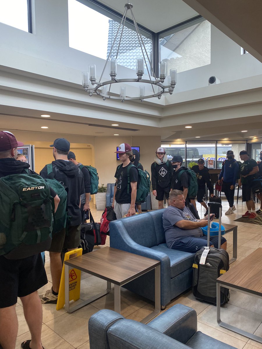 TLSSaskatoon's tweet image. Team New Brunswick and team Ontario have arrived!  Welcome! ⚾️
@RayCarterCup22 
#RayCarterCup #baseball #nationals #U15 #NewBrunswick #Ontario