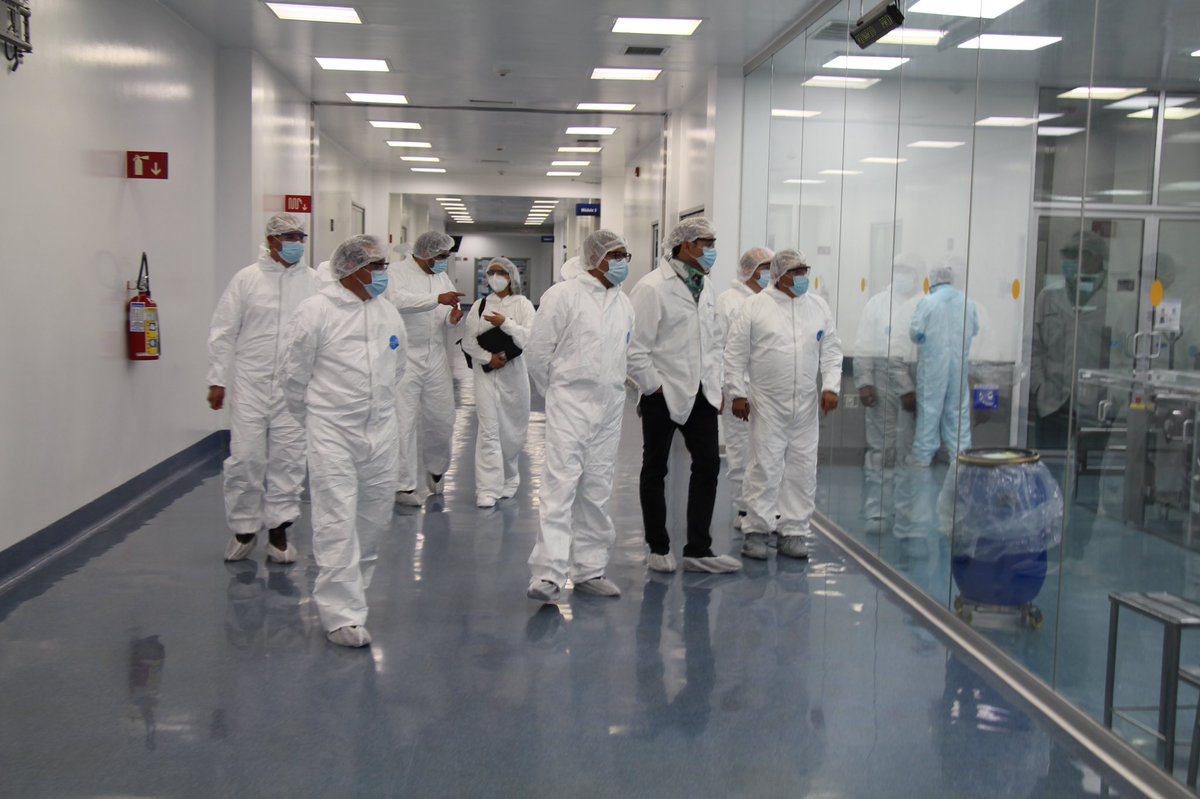 pabloperaltag's tweet photo. El pasado 1º de agosto la empresa #Neolpharma anunció su plan de crecimiento con el Gobernador @alfredodelmazo y el día de hoy visité sus instalaciones para dar seguimiento a su inversión en el #Edoméx. 💊💉 https://t.co/v7W54D0o68