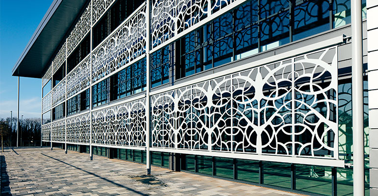 shdlogistics's tweet photo. A brand new distribution centre developed and owned by Prologis UK has achieved the highest sustainability rating of any project in its category. https://t.co/py9BtVB8ge #logisticsnews #supplychain https://t.co/b70ilk3LXe