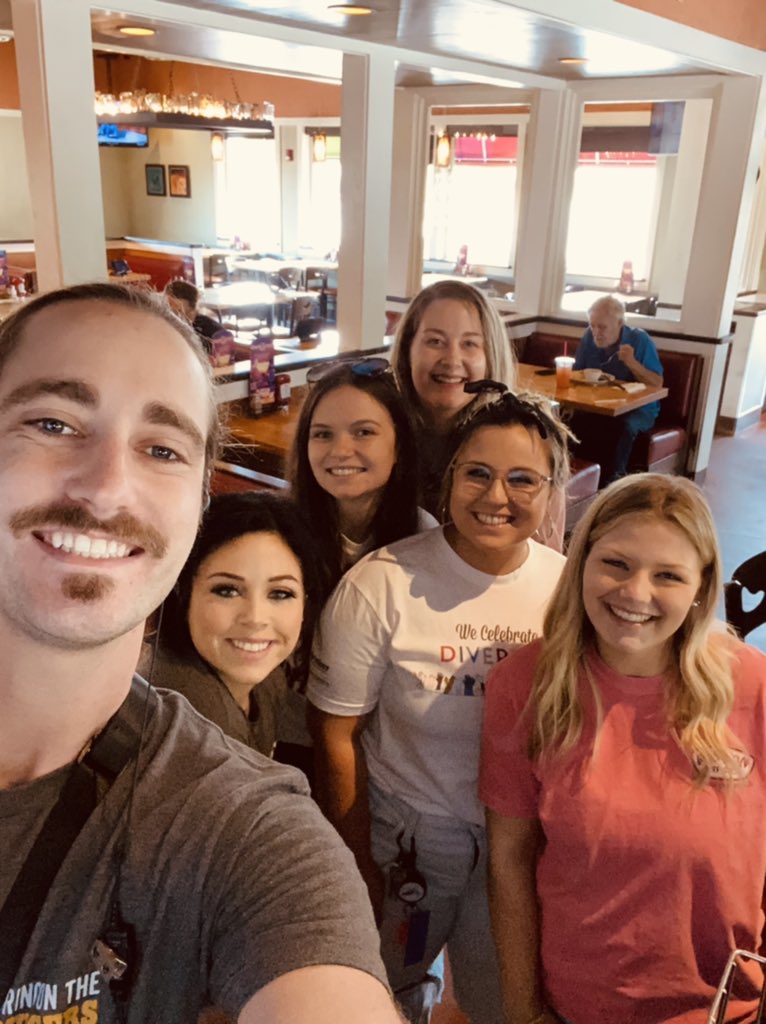Ash_Herrera21's tweet photo. Team Ada super excited and ready to #Raisethebar! @amanda3mckinney https://t.co/2m6vTnlI8n