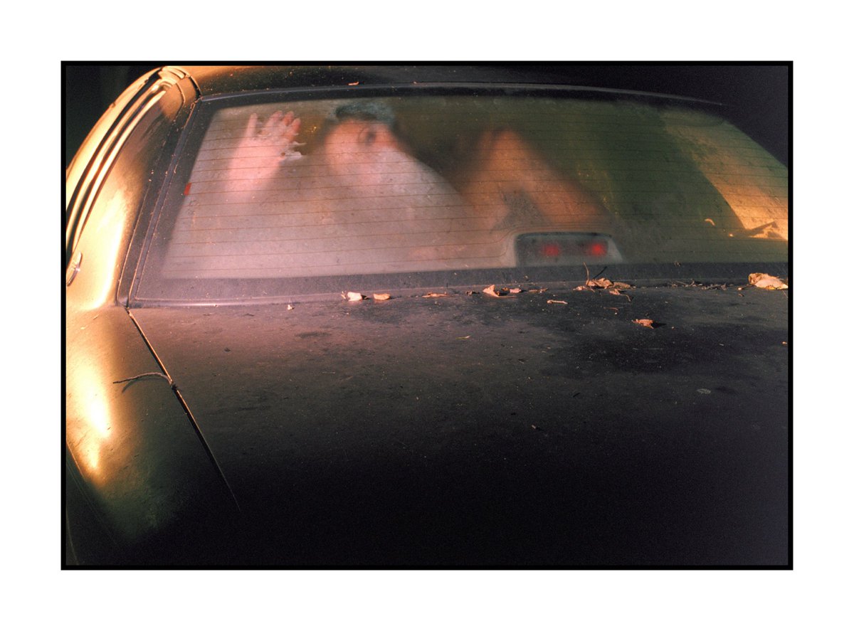 TerryMatlin's tweet image. I’d mentioned Ultramax a few times recently and now it’s popping up on my timeline almost daily (algo, trend, both?). Happy to see it. It was my go-to color film when I started (simply Gold 400 then). 

I shot this on Ultramax.

Sold on @sloikaxyz as part of @36exps.

#35mm 🎞