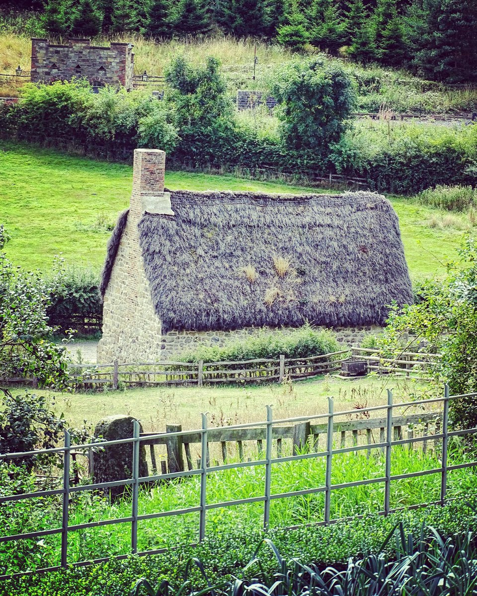 The thatched cottage at Beamish #cottage #countrycottage #thatchedcottage #beamish #beamishmuseum #livingmuseum #northeast #countydurham #codurham #daysoutinengland #keepexploring #staycurious #wanderings #roaming