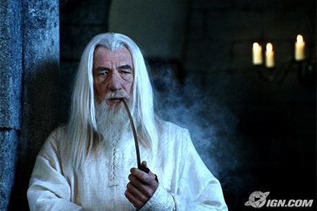 Roybattyforever's tweet photo. Es necesario que sepáis que Gandalf guardaba su pipa en el bastón. https://t.co/VPkUB0kJqC