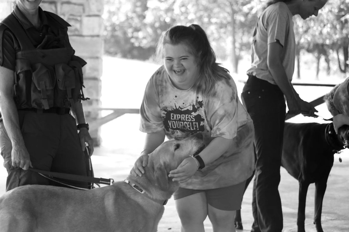 Who let the dogs out?! 🐶🥳 #wildlifewednesday