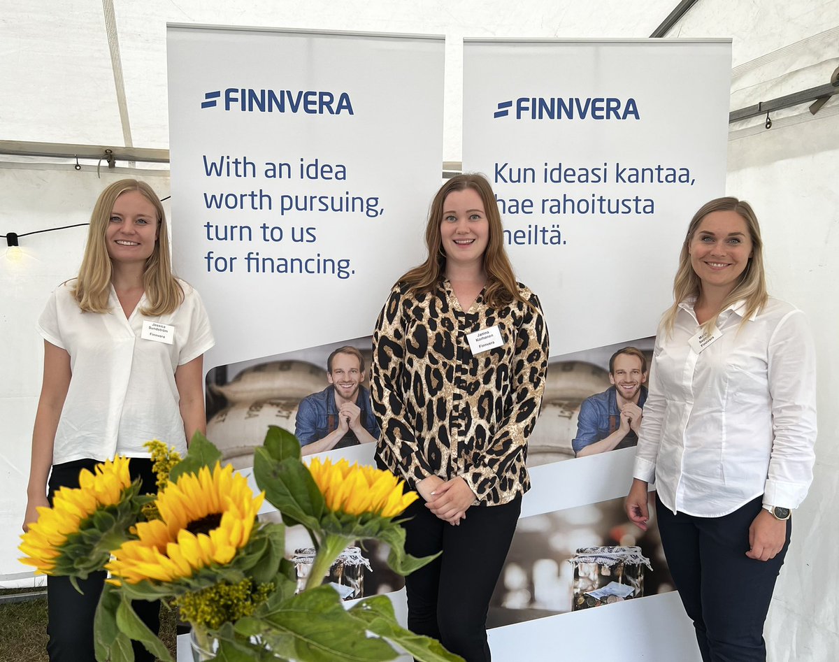 Upea tunnelma ja mielenkiintoisia keskusteluja <a href="/espoonyrittajat/">Espoon Yrittäjät</a> Vattukarnevaaleilla! <a href="/FinnveraFi/">Finnvera</a> ständillä @janinamkorhonen <a href="/marjoseppala/">Marjo Seppälä</a> ja Jessica Sundström. Lämmin kiitos yhteistyöstä <a href="/espoonyrittajat/">Espoon Yrittäjät</a> #vattukarnevaalit #finnveralaiset