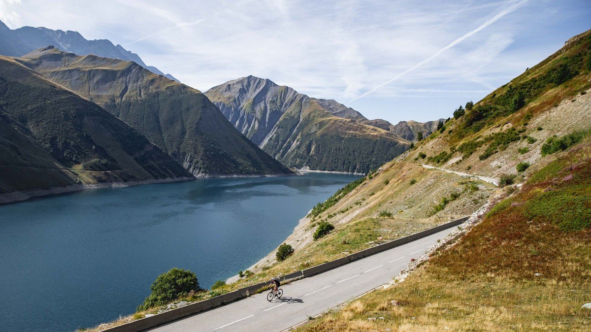 HauteRoute tweet media