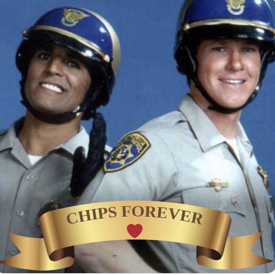 If only they had on their uniforms when I met them💛💙