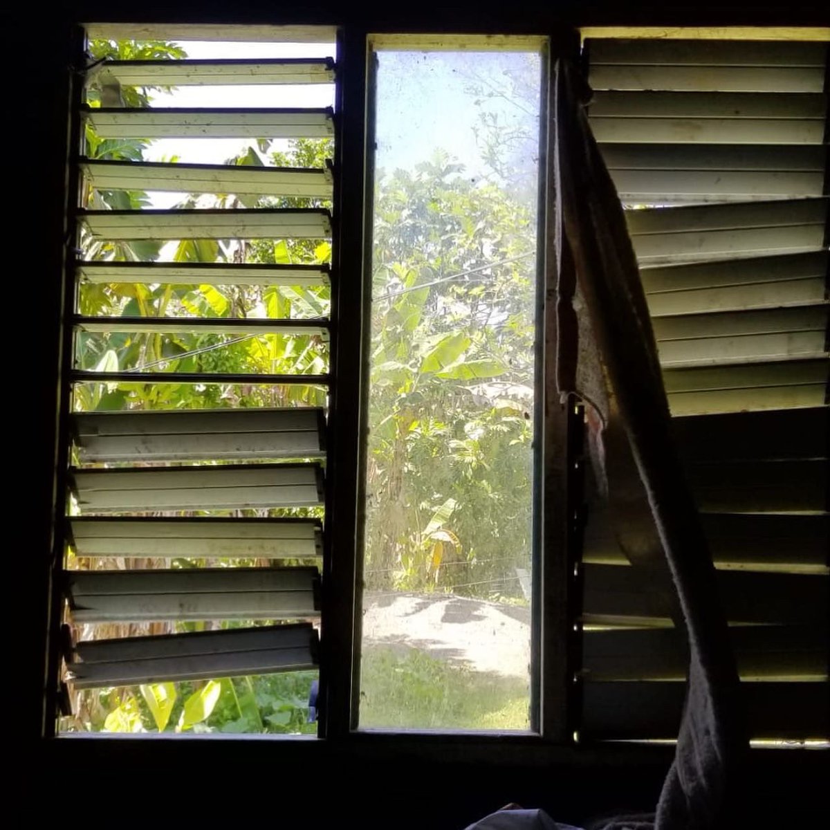 thug_foundation's tweet photo. 🟣 Help A Neighbour Project 🟣

🚨YOUR ASSISTANCE IS NEEDED🚨 

👤Subject A: began suffering from severe back pain almost 17 years ago. She was diagnosed with Spinal Paralysis and this condition has led her to be bedridden. 
Subject A lives in the parish of Portland. https://t.co/s5eNJpEDqc