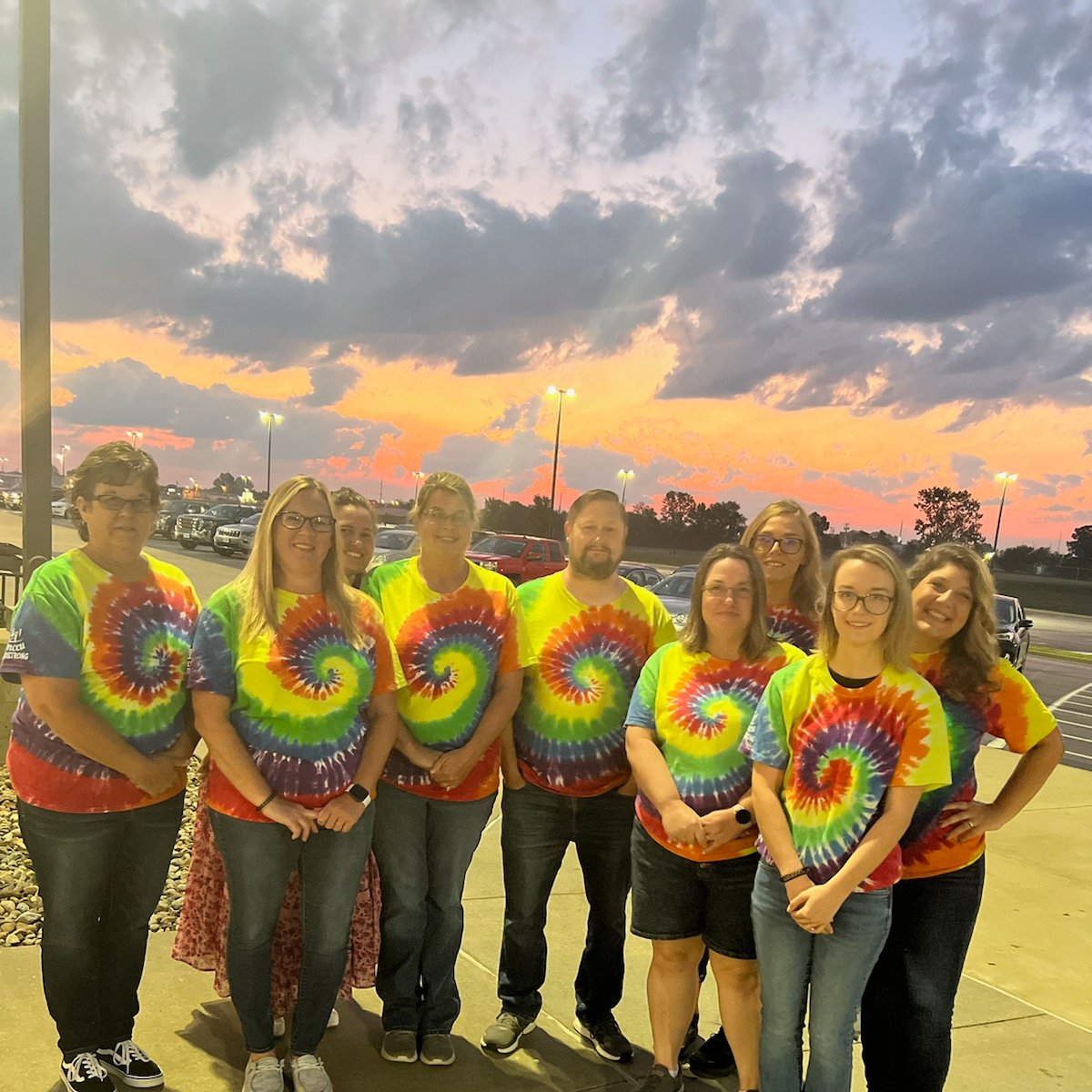 Beautiful sunrise for a beautiful group of volunteers. Thank you to Central Missouri Community Credit Union employees from the Sedalia and Warrensburg branches. They were at Smith-Cotton by 6 a.m. to assist the Foundation with serving breakfast to SSD#200 employees.