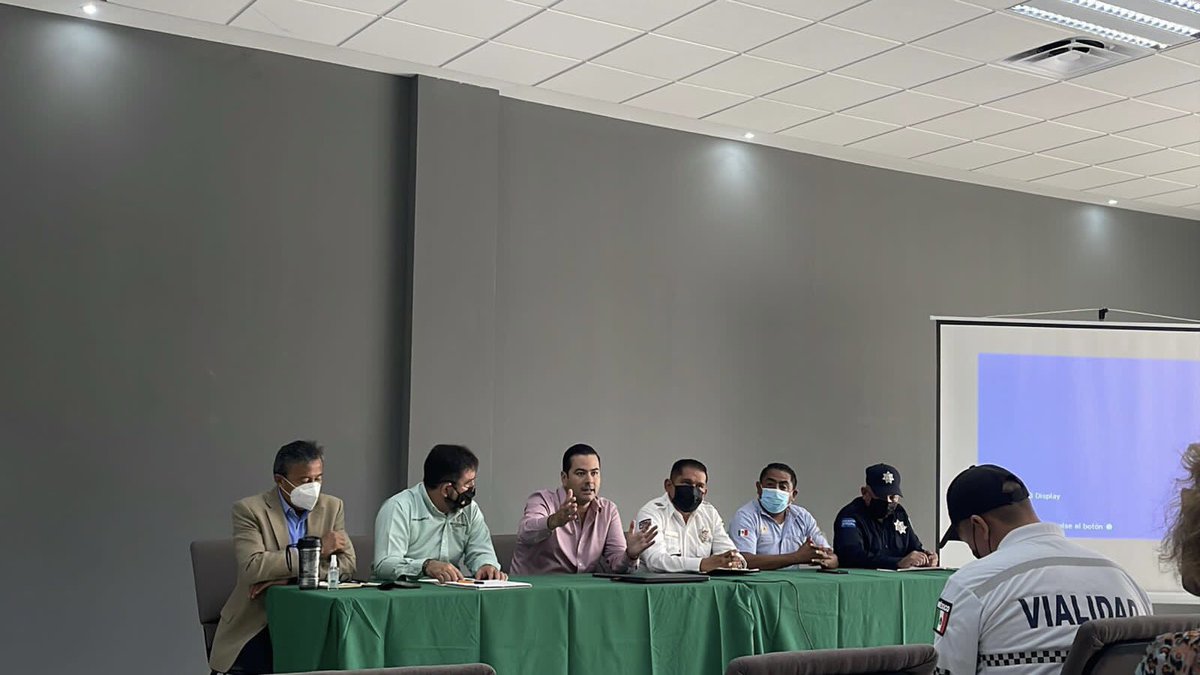 DiegoORenteria's tweet photo. #JuntaMunicipalDeReclutamiento presente en Reunión de organización de #ActosCivicos coordinada por el Lic. #CarlosBustos 

@RomanCepeda @FernandoArielMM #NataliaFdz  @MunicipioTRC 
#TorreonSiemprePuede https://t.co/ES9boFoKKw