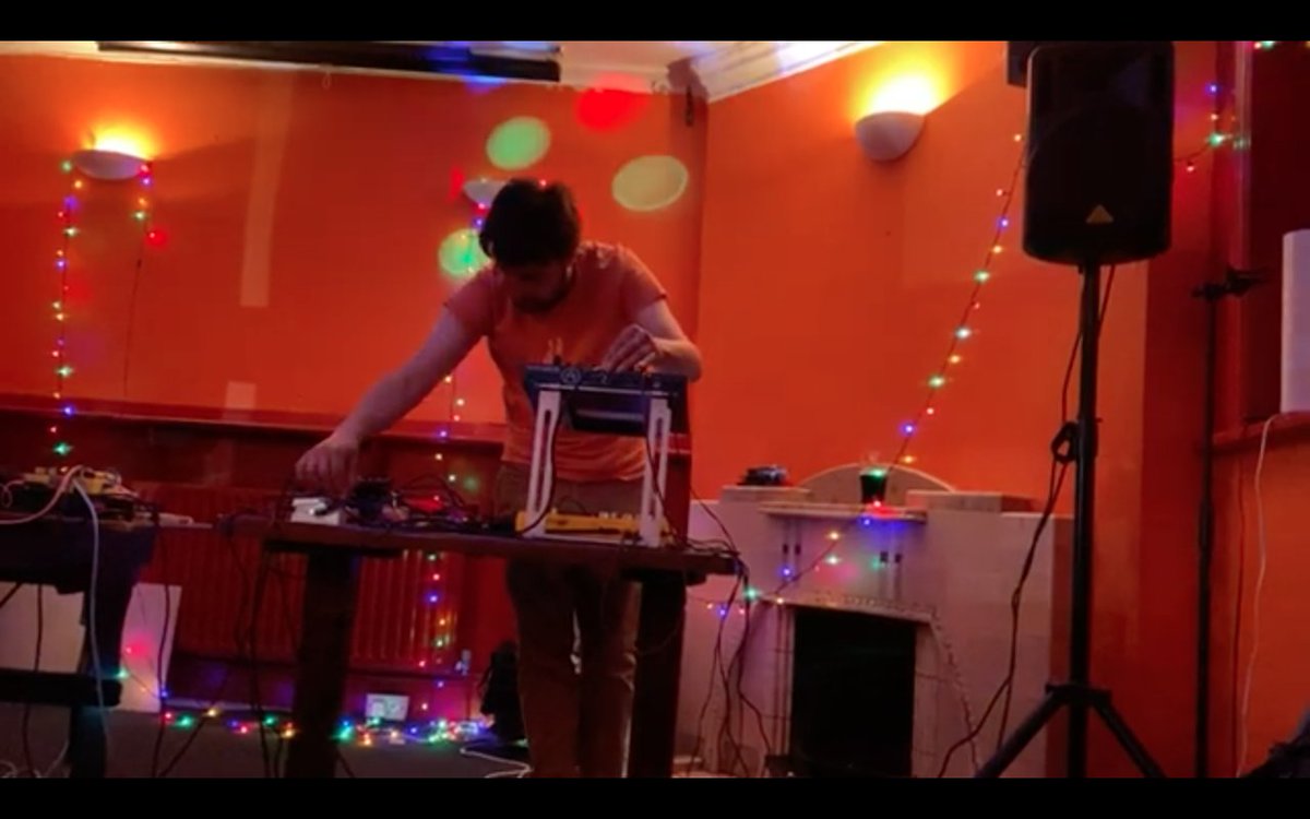 AmberManMusic's tweet photo. https://t.co/E4kZBdphx2
New video up on the YouTubes - "We Fly, Of Course", named by my lovely wife @natalietmusic; video by Paul Morrin (Spectac from @FESynthetics) of the opening track from the gig at Anseo, Camden St. supporting @KatiegONeill on the 18th of August. https://t.co/MWfipz0fsd