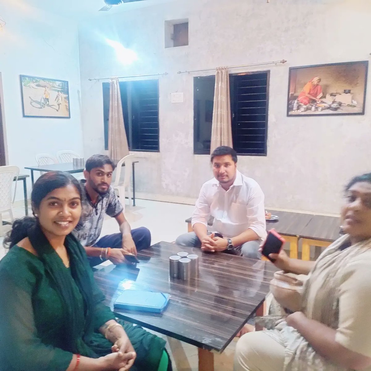 lavanya_2793's tweet photo. #firstdayofsevagram #ahimsakeraste #sachinrao #bapukutti
#wonderfullexperience @SachinAhimsa https://t.co/01MPR5L3vu