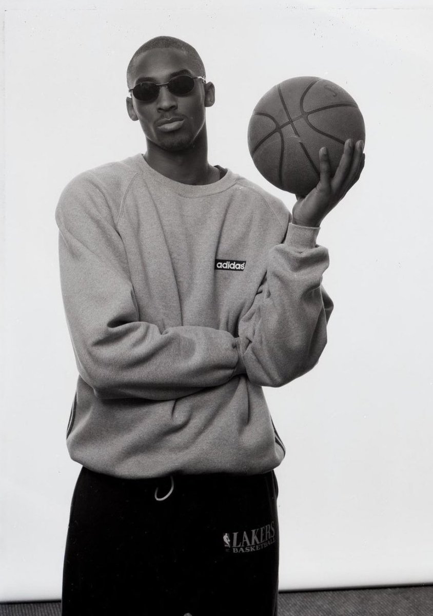 talk_lakers's tweet photo. #MambaDay 🙏🏼 https://t.co/qE0bGn7H53