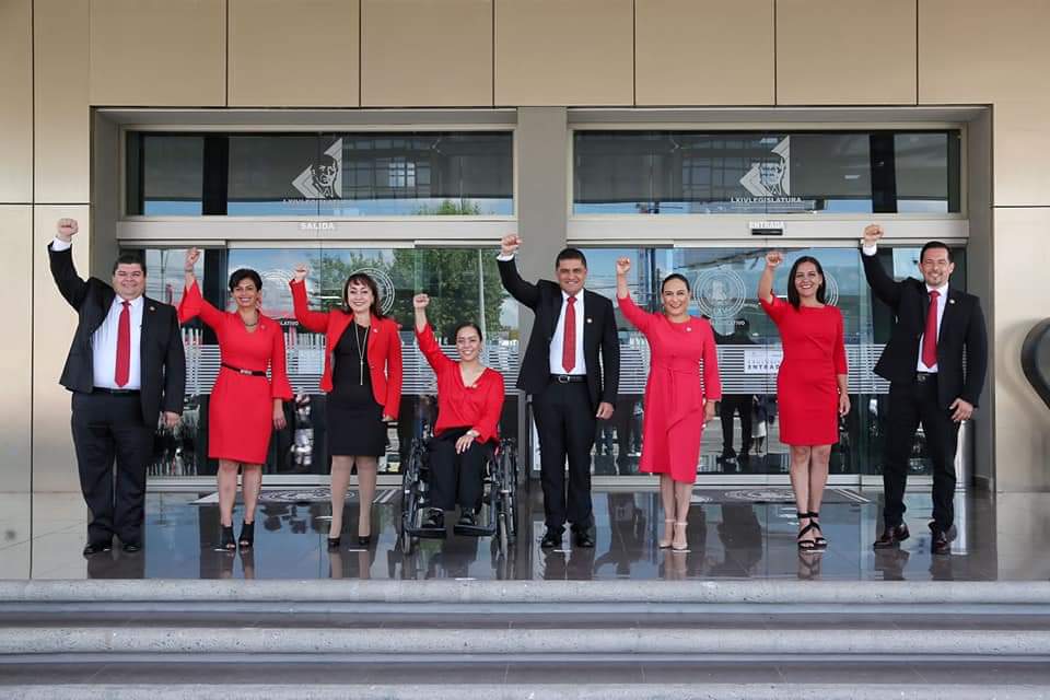 Nuvia_Mayorga's tweet photo. Mi reconocimiento y felicitación al trabajo que han realizado las y los diputados locales del Grupo Parlamentario del PRI en el @CongresoHidalgo
¡Enhorabuena por su Primer Informe de Actividades Legislativas, sigamos trabajando por el bien de Hidalgo!
#Hidalgo #GLPRI https://t.co/U9huSiE7YF