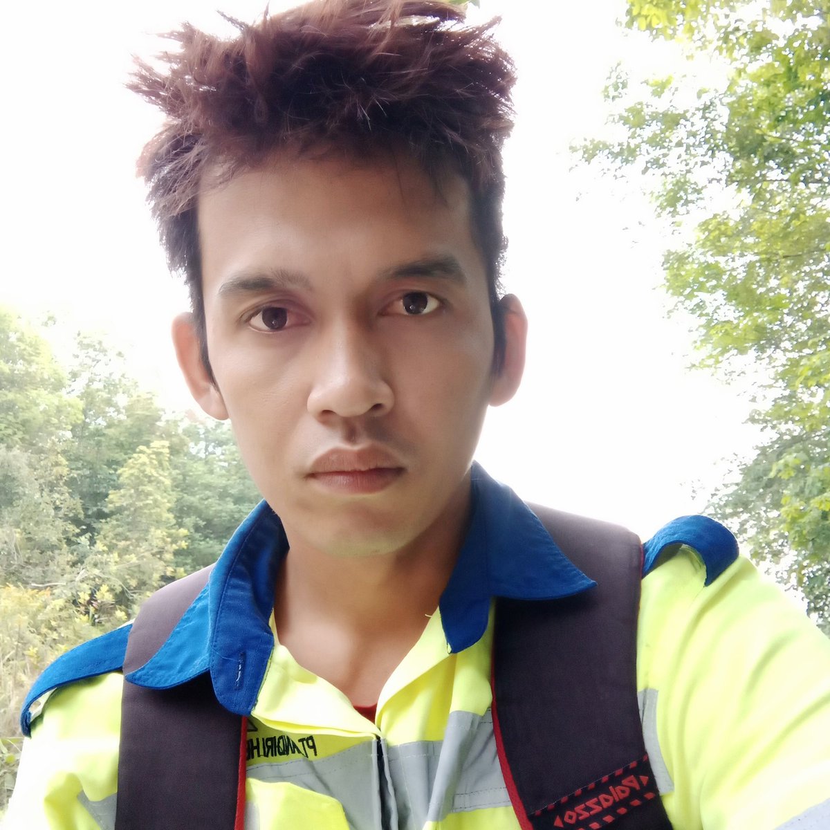 ApandiPanndi's tweet photo. #FotoProfilBaru https://t.co/nPNZmiZjO2