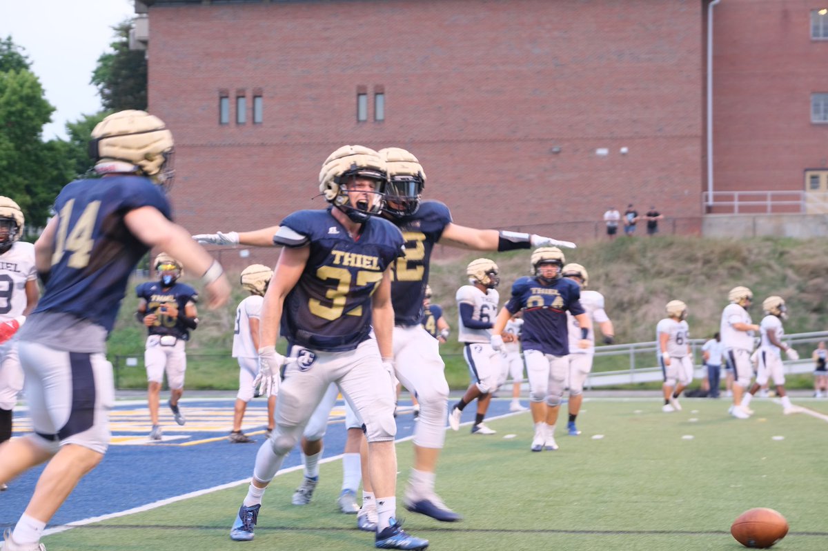 Two sides of the same coin ☯️