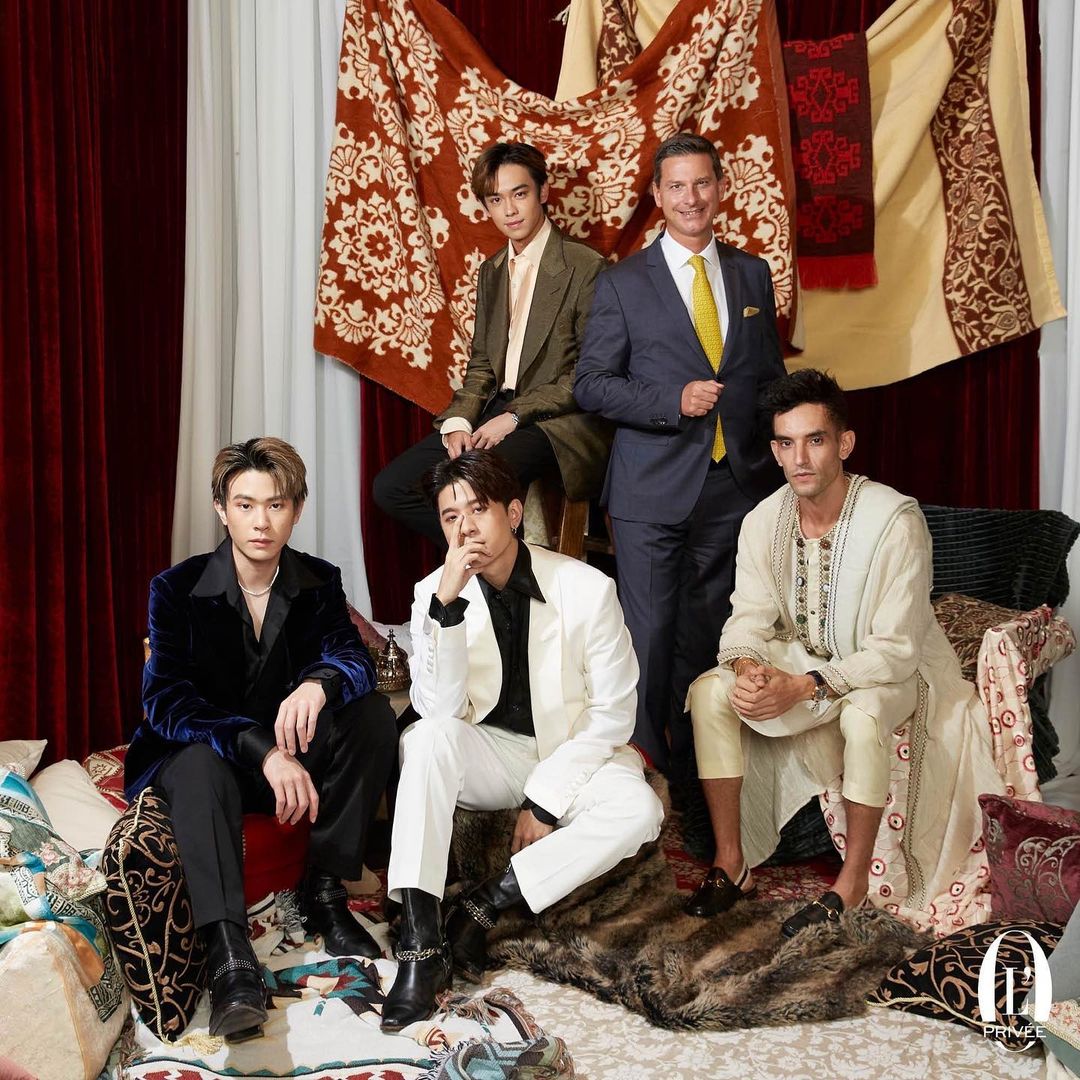 TRINITYwithSub's tweet photo. TRINITY @ L’Officiel Privée Marrakech Night
#TRINITY_TNT
#LOfficielThailand
#PriveeClub #LOfficielPrivee
(via @LOfficielThai IG) https://t.co/eZpjSW8pQV