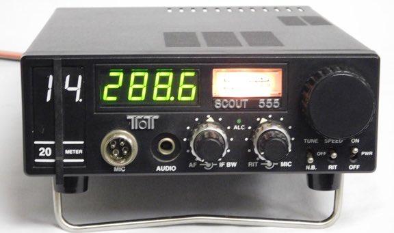SaltyWaltHudson's tweet photo. Well I just bought a new old radio. Looking forward to getting back to the states and putting 50 watts into the air with my Ten Tec Scout 555 #TenTec #Scout555 #amateurradio #hamradio #hftransceiver https://t.co/0lG0njZF4J
