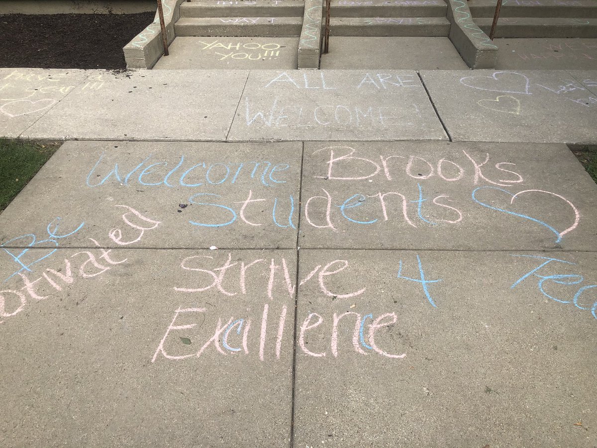 I spent my morning with the amazing <a href="/brooksOP97/">Brooks Middle School</a> students and staff! It was a smooth and joyful start and the team made sure our students had what they needed for a great day 1! <a href="/OakPark97/">Oak Park District 97</a>