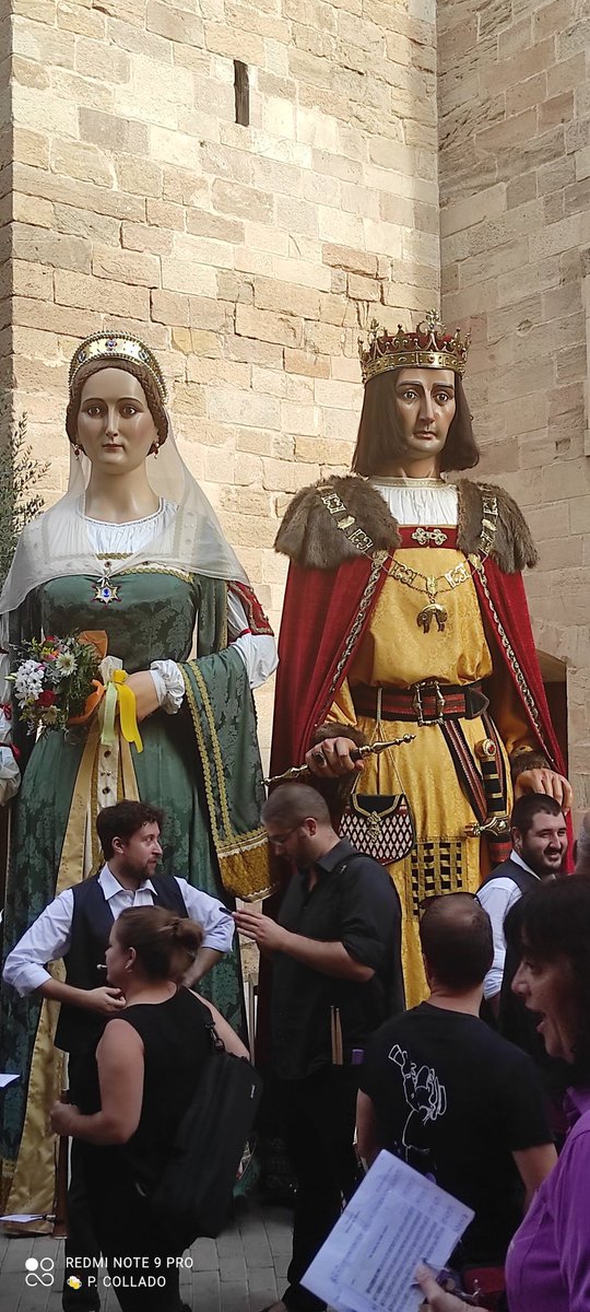 collado_60's tweet photo. Festa Mayor https://t.co/ctn0XtpqwW