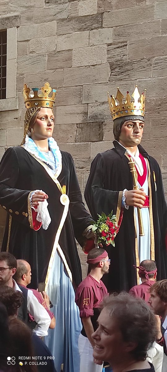 collado_60's tweet photo. Festa Mayor https://t.co/ctn0XtpqwW