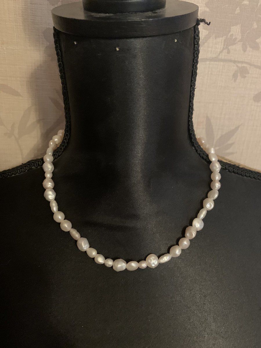 jainajewels's tweet photo. Second 4 for sale on depop https://t.co/at7RrcpL3T