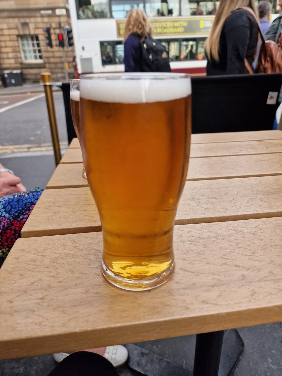 NeilTheKid's tweet photo. Boozing. #Prahva https://t.co/2AzZAe13ru