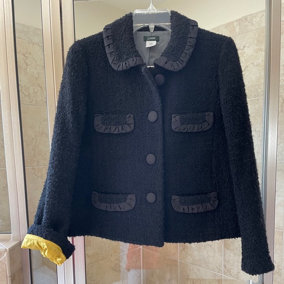 mstevensart's tweet photo. So good I had to share! Check out all the items I'm loving on @Poshmarkapp #poshmark #fashion #style #shopmycloset #sankalpa #jcrew #levis: https://t.co/GPnVVV8dp6 https://t.co/m9Sf6SMCFg