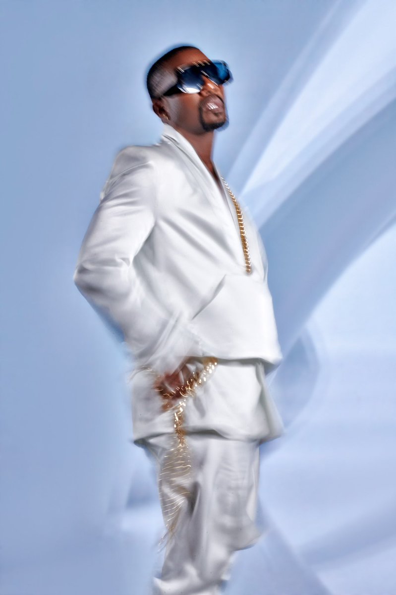 THEPSYLENCE's tweet photo. The Drip!!!! @RayJ https://t.co/P8hFtWeYMN