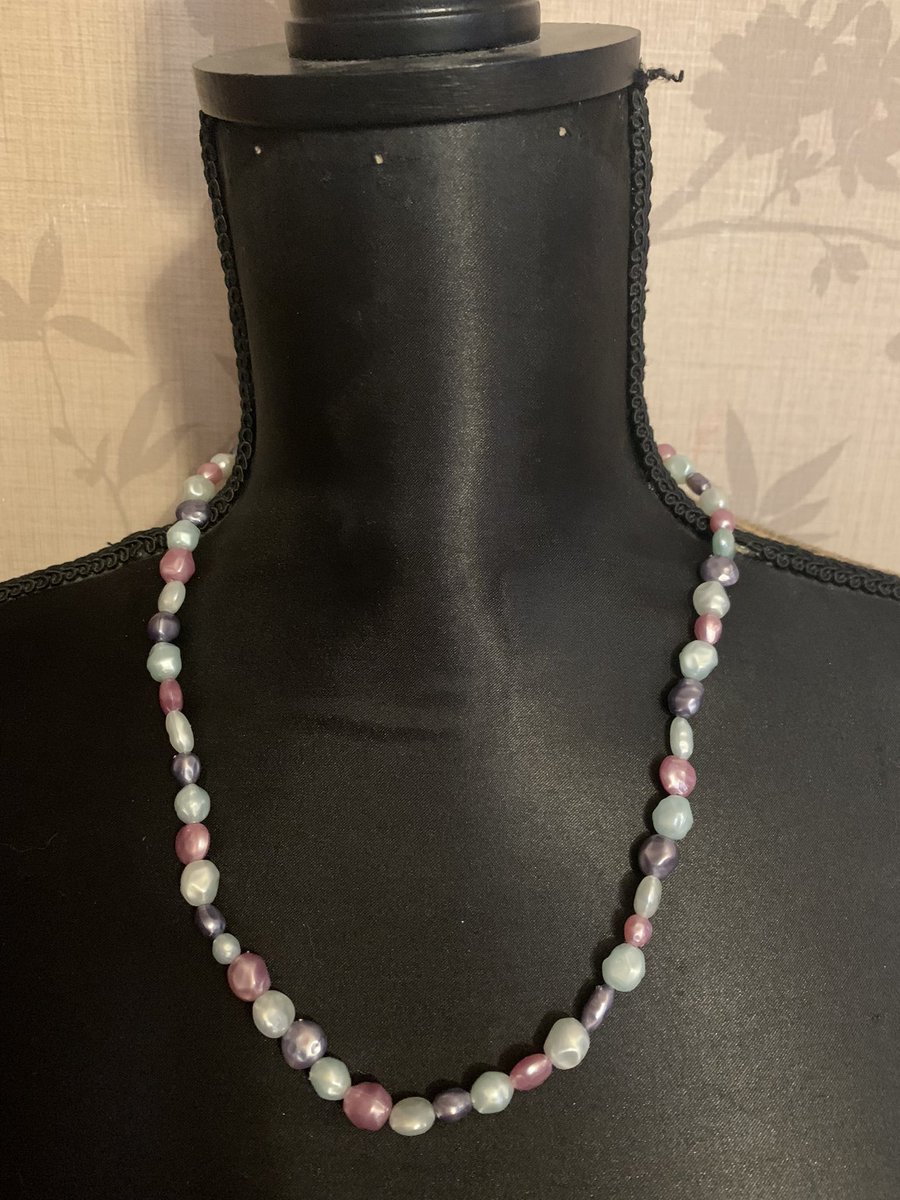 jainajewels's tweet photo. First 4 pearl necklaces up for sale on depop https://t.co/gHXzPAtxXB