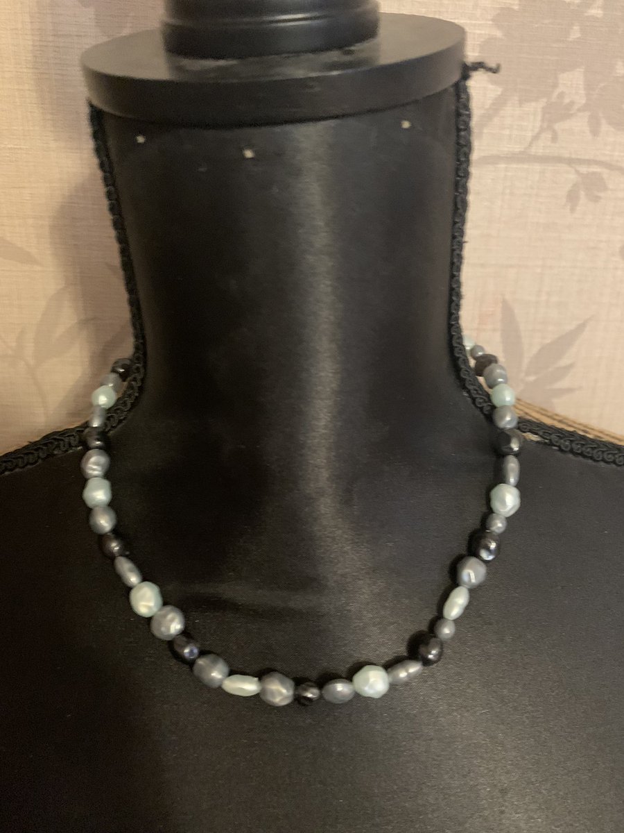jainajewels's tweet photo. First 4 pearl necklaces up for sale on depop https://t.co/gHXzPAtxXB