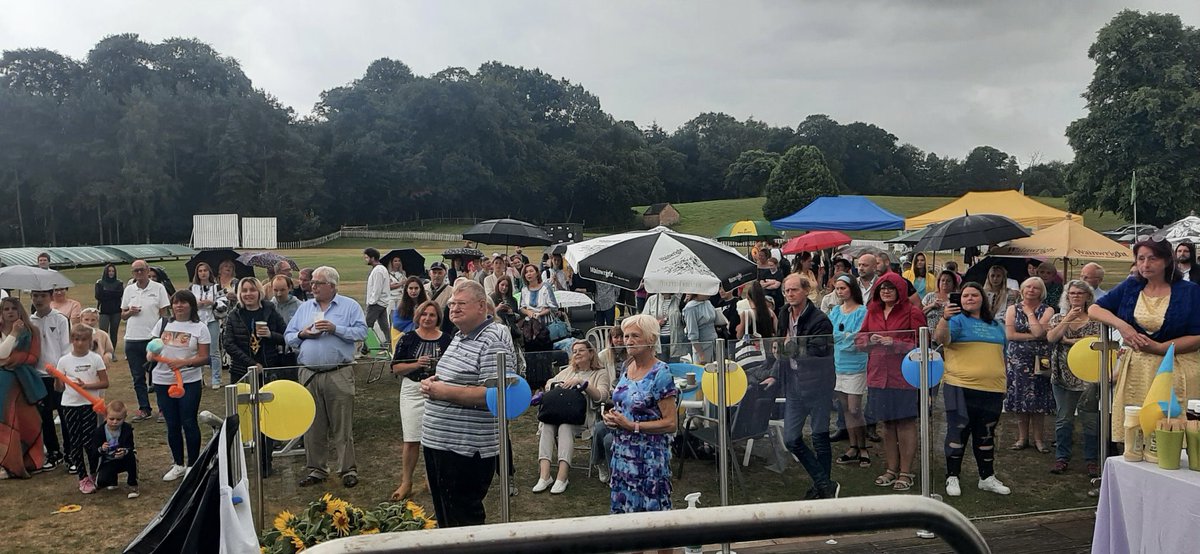 milfordhallcc's tweet photo. Milford proud to host Ukrainian families to celebrate their independence day. @StaffsCricket
@staffsclubcrick
#verywelcome #staffordukraine https://t.co/DHD8OeiOuf