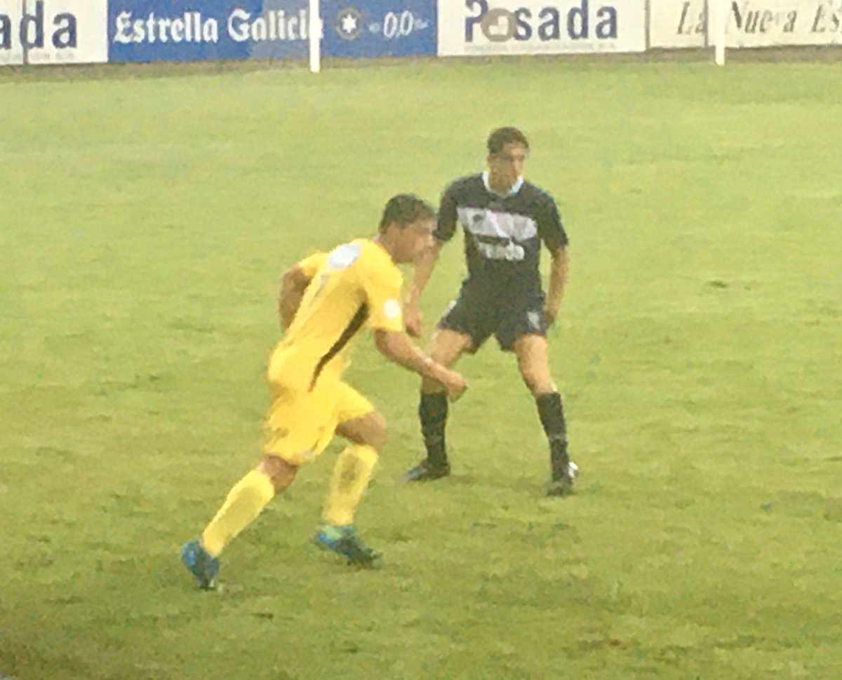 Dos luanquinos amigos desde la infancia Adolfo y <a href="/estebaneez7/">Miguel</a> hoy frente a frente en el partido de Copa Federación <a href="/MarinoLuanco/">Club Marino de Luanco ⚓</a> <a href="/CDColunga_/">CDColunga</a>