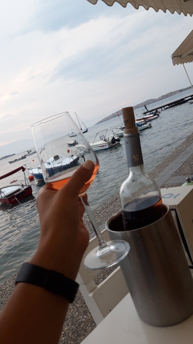 İyi bir hatıra iyi bir şarap gibidir