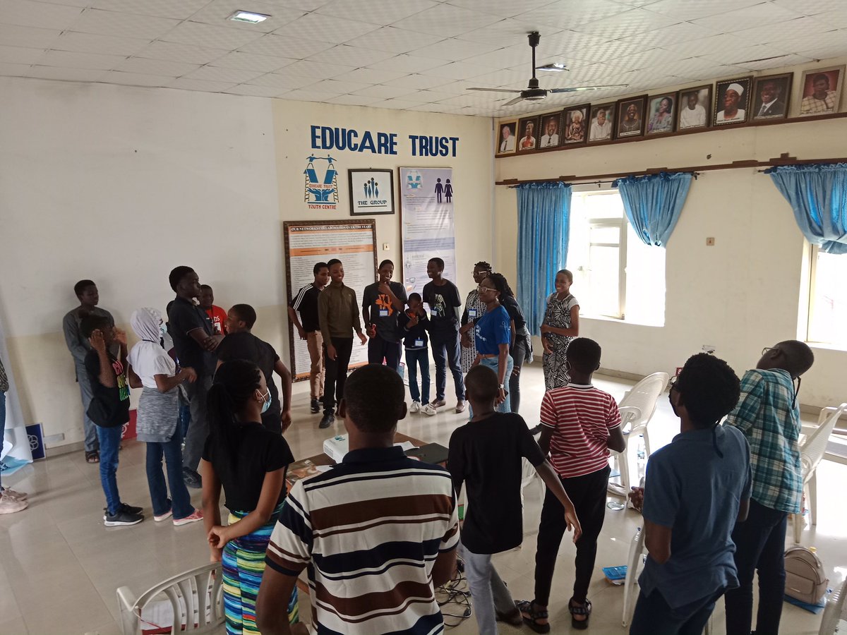 asidofoundation's tweet photo. To wrap up Day 2 of our Adolescent boot camp for mental health, We had the “gratitude dance” session, and competitions across the 5 healing circles (Breakout Groups).
Delivery back to back! 😎
Our hearts out to all participants of the Bootcamp.❤️
#Mentalhealth #ABC4MH https://t.co/NwoqVrklif