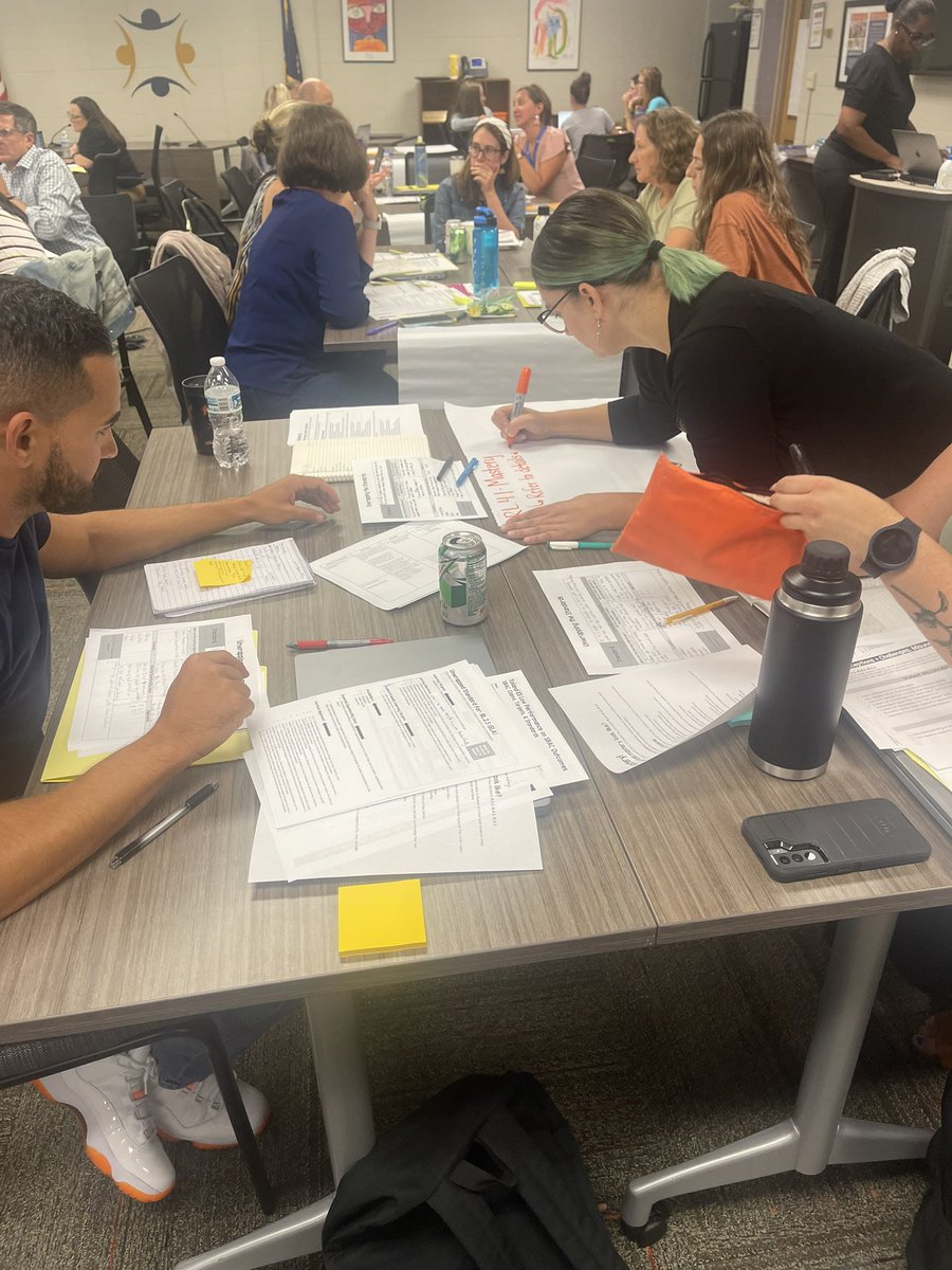 Traci Davis tweet media