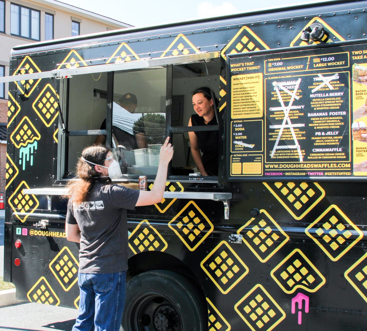 MessiahLifeways's tweet photo. To thank team members for living out a #ONETEAM culture, today we treated them to food trucks! Dough Heads Stuffed Waffles, Potato Coop, and Up in Smoke, plus trivia and games—lots of food and fun! https://t.co/KkL8kqJRvf