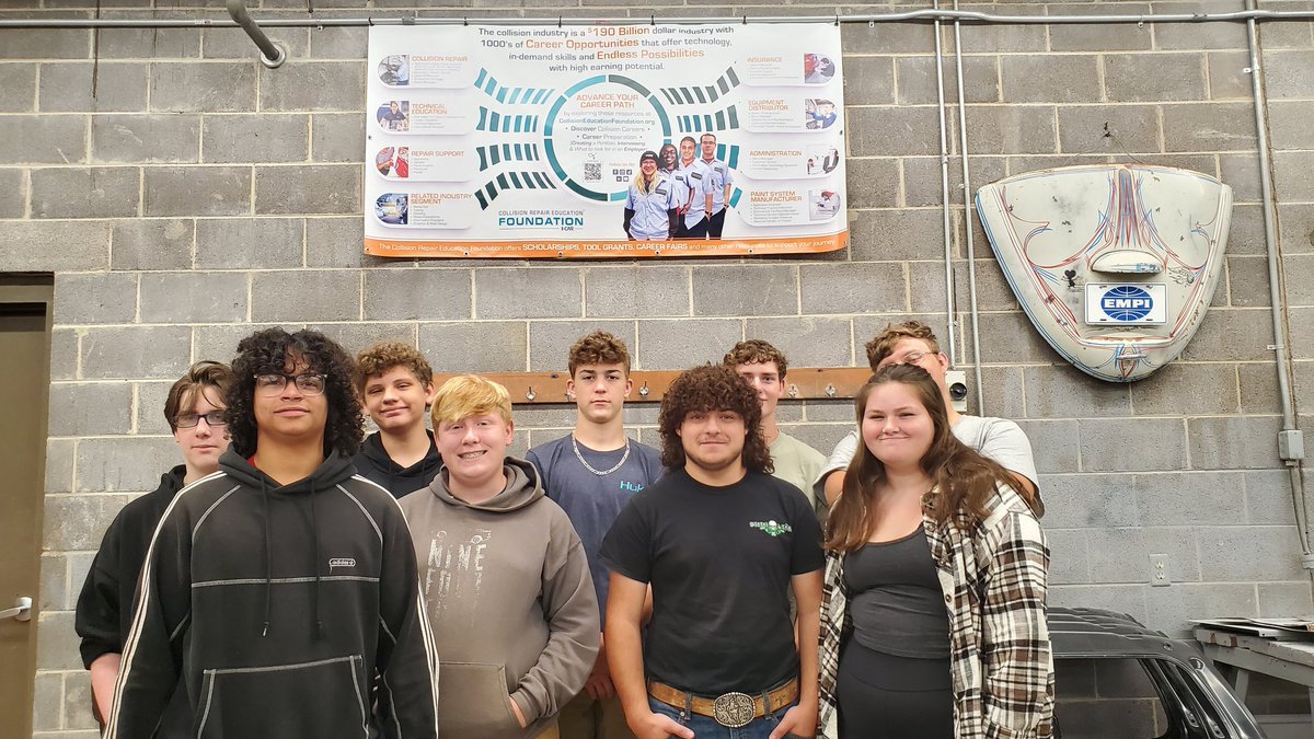 kimbgass's tweet photo. Beginning Collision Repair Tech students completing the final steps of Dual Enrollment !!!! Technical College Credit @MorristownTCAT @jlwhitson1 #LearnGrowDoGTC
@GreenevilleCity @GreeneTechCtr @GreeneCoSch ๐๐๐ป https://t.co/TersMLQNbA