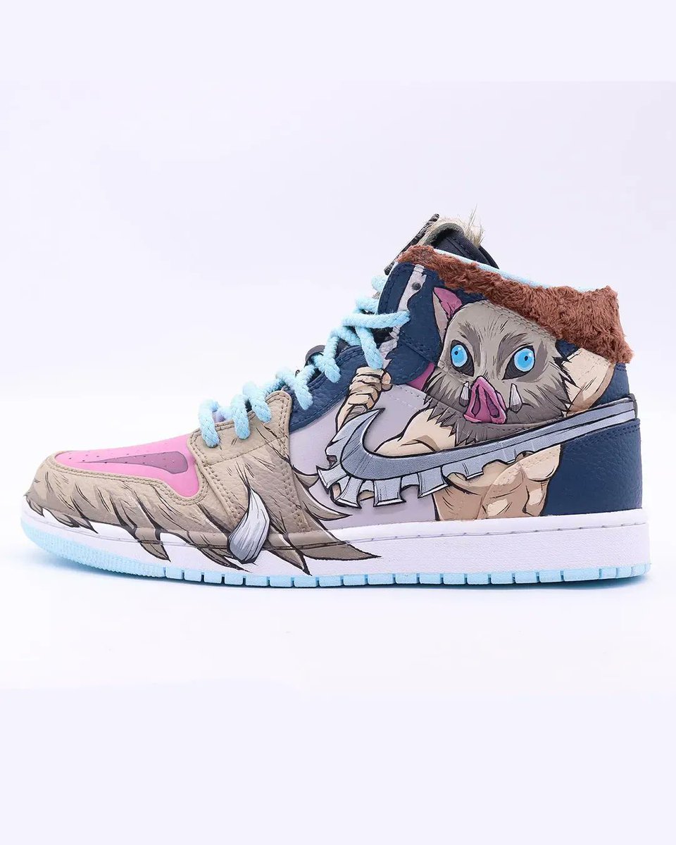 SneakerNews's tweet photo. Inosuke-inspired Demon Slayer x AJ1 customs 🐗 https://t.co/eYKudEe7DJ