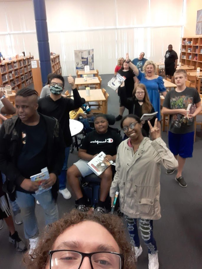 BlazeLibrary's tweet photo. Finally. Our CDC class came back for the first day of library time! So much fun! We checked out books & explored the library. Next week, @BHSDorf starts reading @sharonmdraper 's Out of My Mind. #OutofMyMind #bookcheckout #highschoollibrary #literacy @bhs_smith https://t.co/fKSw4ygeJw