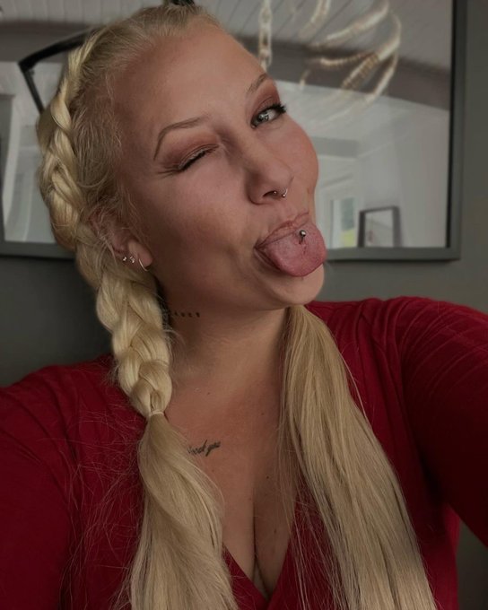 2 pic. Subscribe my onlyfans.  Danish hot girl.  https://t.co/9addh93U4C #onlyfans #onlyfanslatinas #OnlyFansLeakedContents