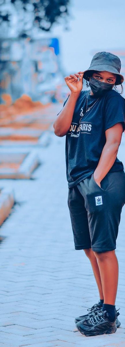 Please follow me <a href="/princess_Mcken/">princess_💍😍</a> I'ma fb 🙏🙏🙏