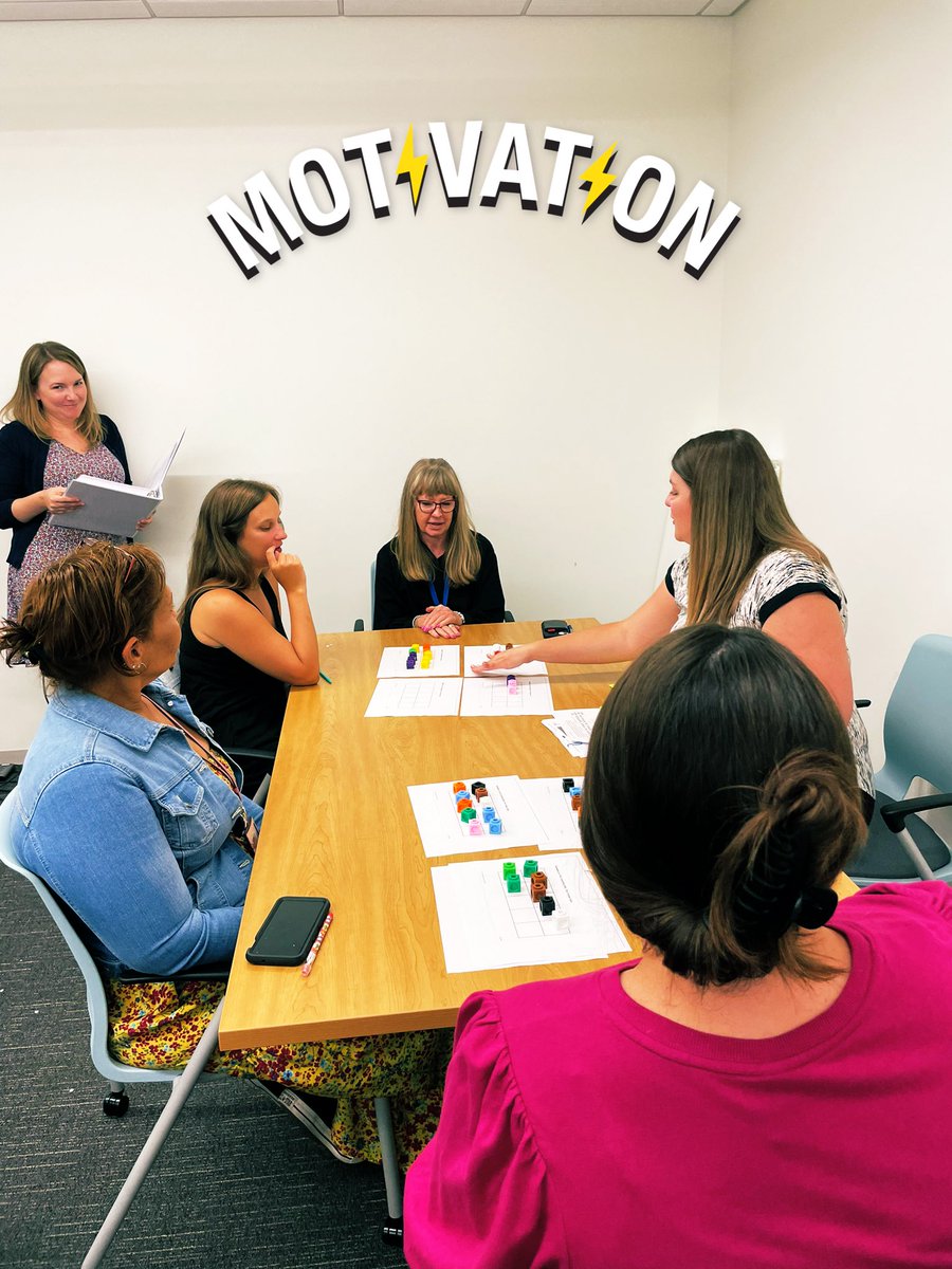 Ms. Romero's Class tweet media