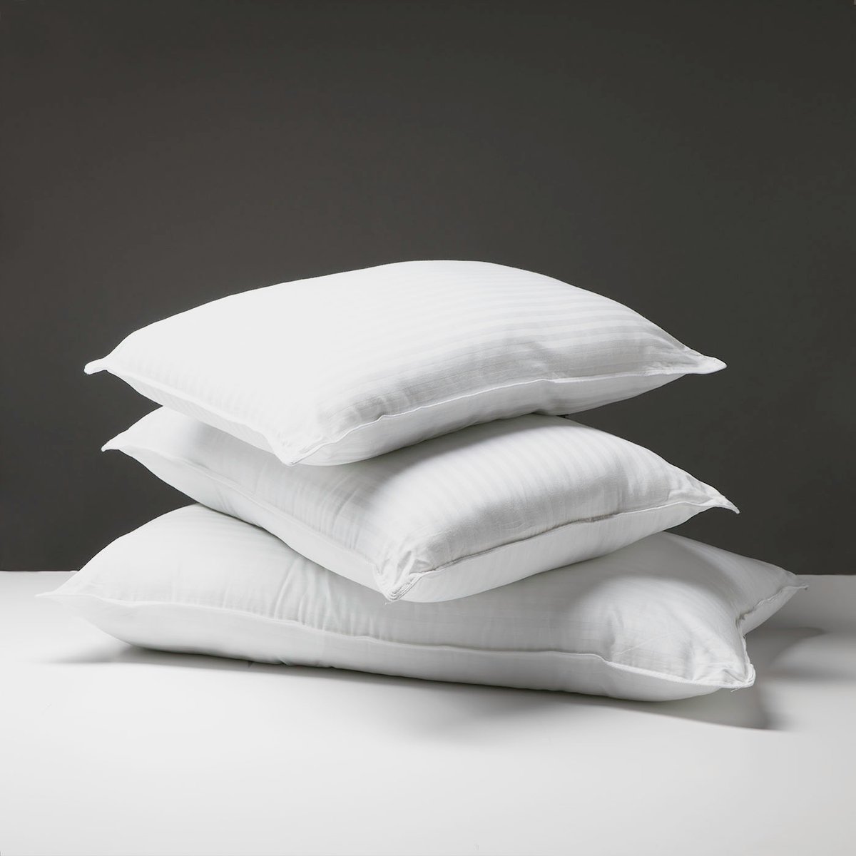 If you've ever stayed at a luxury resort, you might've slept on one of our pillows. 😴💤⁠
⁠
Whether you sleep on your side, back or stomach, we have the perfect pillow for you. 🥰⁠
⁠⁠⁠⁠
⁠#pillowlove #bedroom #bedcollection⁠