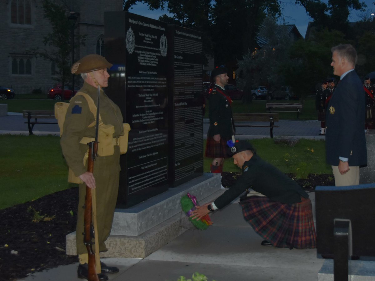cameronscanada's tweet photo. Last week, the unit held a parade at Vimy park to commemorate the 80th anniversary of the Dieppe Raid. 

La semaine dernière, l'unité a organisé un défilé au parc Vimy pour commémorer le 80e anniversaire du Raid de Dieppe.  

#remembrance #caf #canada #canadianforces https://t.co/faUDtEsktD