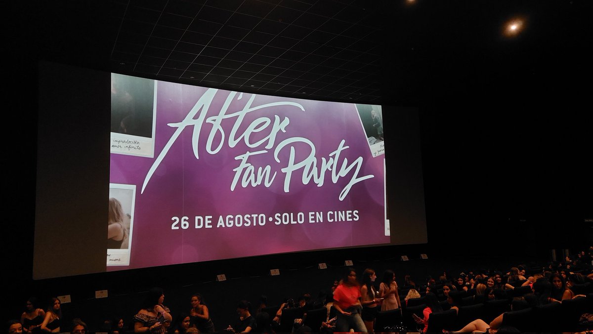 AlbertoCR_'s tweet photo. ¡En la #AfterFanParty a disfrutar de #AfterAmorInfinito y a volver a ver a Hero Fiennes Tiffin con @Marta28Arranz! https://t.co/p18JawIywT