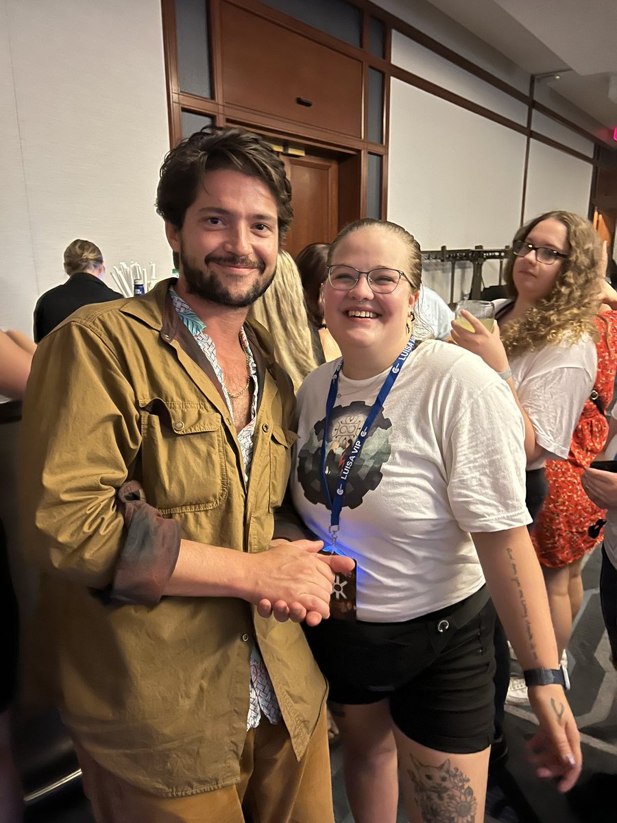 Haleybug23's tweet photo. @ThomasMcDonell made all of the panels better. Something about his energy just made everyone laugh and have a good time. I wish I had more time to speak with him, maybe next time :) #Conag3ddon #finn #the100 https://t.co/fuTDUbcJbt