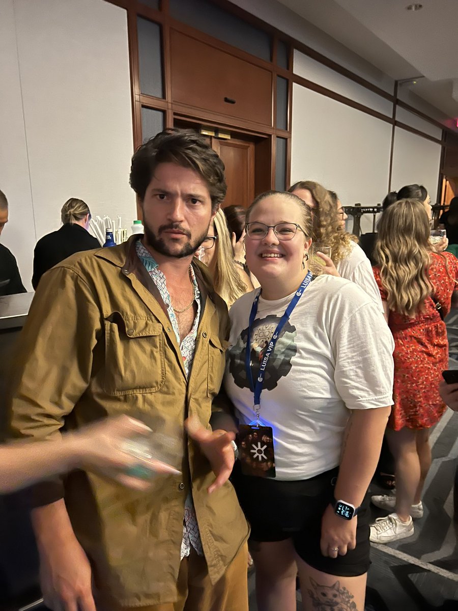 Haleybug23's tweet photo. @ThomasMcDonell made all of the panels better. Something about his energy just made everyone laugh and have a good time. I wish I had more time to speak with him, maybe next time :) #Conag3ddon #finn #the100 https://t.co/fuTDUbcJbt