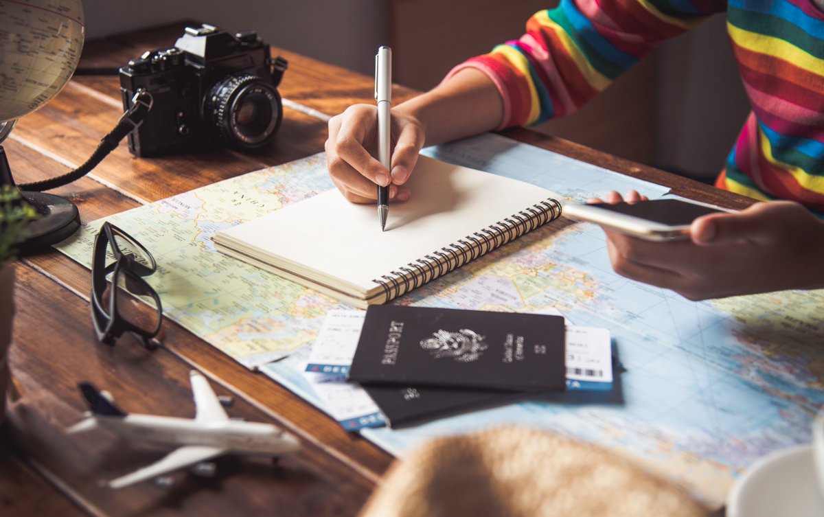 CDC is helping travelers learn about the #COVID19 risk in countries they visit. Before you make #travel plans, check the COVID-19 risk at your destination: bit.ly/3w9StDb